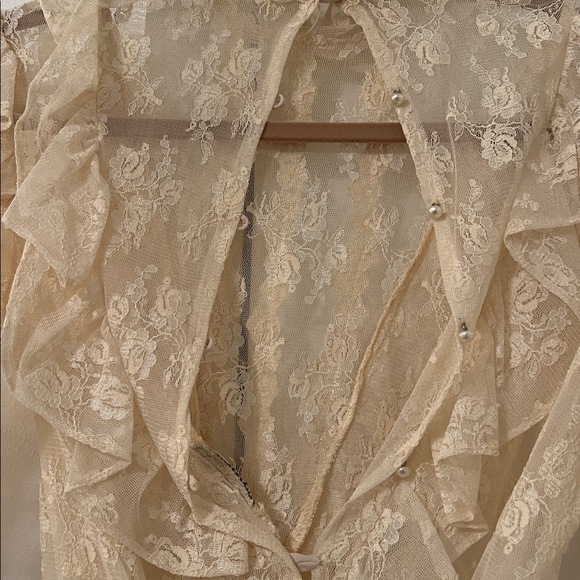 Vintage 1981 Lace Ruffle Top and Skirt Set Ivory - Picture 6 of 10